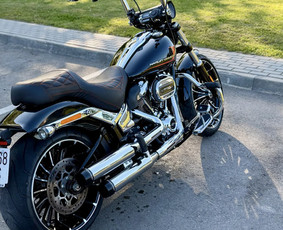 Prabangus Motociklas Jūsų šventei! - Moto nuoma - 1 Moto nuoma - Prabangus Motociklas Jūsų šventei! - 1