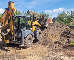 Žemės darbai ir technikos nuoma su operatoriumi - Žemės kasimas, lyginimas - 3 Žemės kasimas, lyginimas - Žemės darbai ir technikos nuoma su operatoriumi - 3