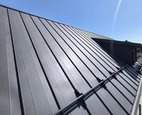 Sniego gaudyklės montavimas - Šlaitinių Stogų Dengimas, Renovacija . - 3