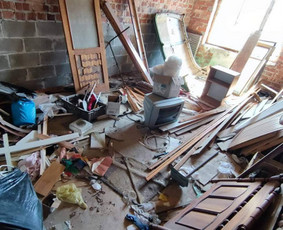 Labai pigus senų baldų šiukšlių išvežimas griovimo darbai! - Šiukšlių išvežimas - 2 Šiukšlių išvežimas - Labai pigus senų baldų šiukšlių išvežimas griovimo darbai! - 2