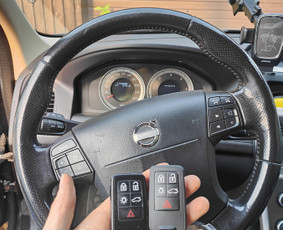 Automobilių raktų gamyba ir programavimas / Okauto_paslaugos / Darbų pavyzdys ID 3956290