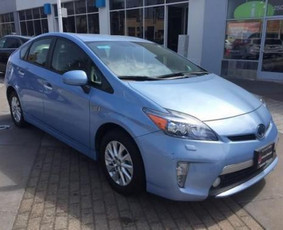 Automobilių nuoma ir savivarčio paslaugos - Toyota Prius nuoma - 1 Toyota Prius nuoma - Automobilių nuoma ir savivarčio paslaugos - 1