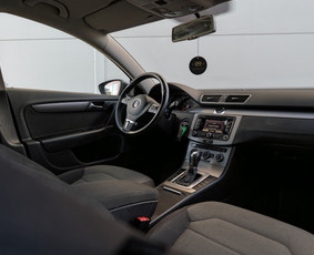 VW Passat 2.0 L, dyzelinas, universalas, automatinė pavarų dėžė