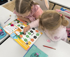 Priešmokyklinio, pradinio ugdymo mokytoja, korepetitorė. - Pradinių klasių mokytoja - 1 Pradinių klasių mokytoja - Priešmokyklinio, pradinio ugdymo mokytoja, korepetitorė. - 1