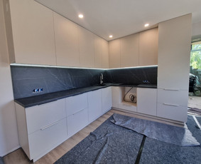 Biuro baldų gamyba - Gaminami nestandartiniai baldai - 2