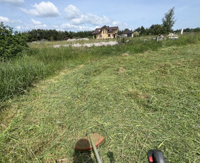 Žolės pjovimas trimeriu - Pievų šienavimas - 2 Pievų šienavimas - Žolės pjovimas trimeriu - 2