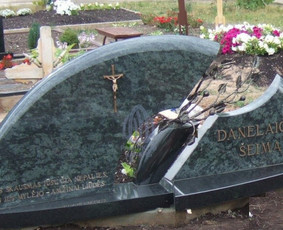 Paminklai, kapų tvarkymas, granito plokštės, antkapiai. - Paminklų gamyba - 3 Paminklų gamyba - Paminklai, kapų tvarkymas, granito plokštės, antkapiai. - 3