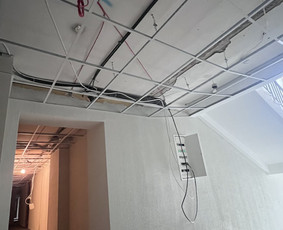 Vidaus apdailos darbai - Armstrong lubų montavimas - 3