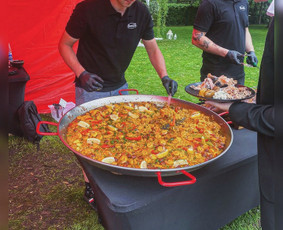 Maistas jūsų šventei bei renginiams - Grill šefai - 1 Grill šefai - Maistas jūsų šventei bei renginiams - 1
