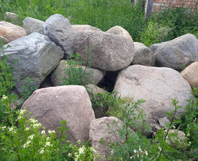 Skalda, smėlis, žvyras, juodžemis - Lauko akmenys - 2