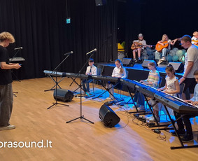 Birželio 7 d., Vilniaus Baltupių progimnazijoje Vilniaus YAMAHA muzikos mokyklos Baltupių klasės 20-mečio jubiliejaus renginys, kurį įgarsino 𝗸𝗶𝗽𝗿𝗮𝘀𝗼𝘂𝗻𝗱.