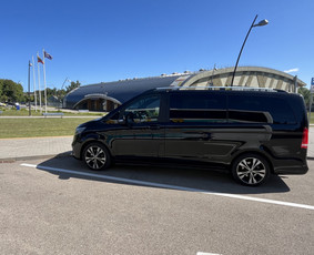 Keleivių pervežimai Mercedes V-class 6+1 - Klaipėda > Vilniaus oro uostas - 1 Klaipėda > Vilniaus oro uostas - Keleivių pervežimai Mercedes V-class 6+1 - 1