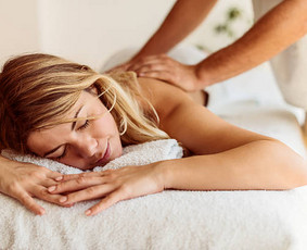 Masažai: *Gilieji *Atpalaiduojamieji *Pagal probleminę zoną. - Masažo paslaugos - 4 Masažo paslaugos - Masažai: *Gilieji *Atpalaiduojamieji *Pagal probleminę zoną. - 4