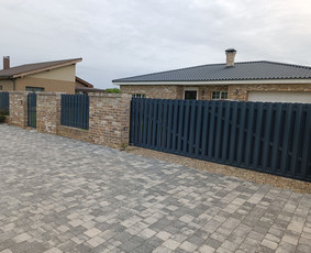 Tvoros, vartai, stumdomi kiemo vartai, automatika - Betoninės tvoros - 3 Betoninės tvoros - Tvoros, vartai, stumdomi kiemo vartai, automatika - 3