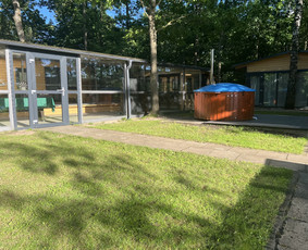 Privati sodyba su pirtimi, kubilu ir ežero pakrante / Leo Complex / Darbų pavyzdys ID 3996613