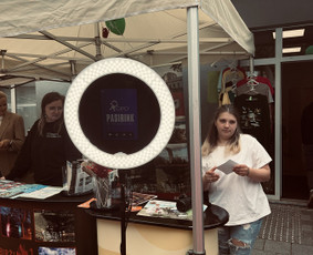 Foto būdelės ir 360 Platformos nuoma - Fotopaslaugos - 2 Fotopaslaugos - Foto būdelės ir 360 Platformos nuoma - 2