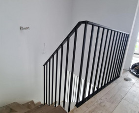 Laiptai, turėklai, vartai, švietuvai, metalo gaminiai. / metalo gaminiai / Darbų pavyzdys ID 4002717