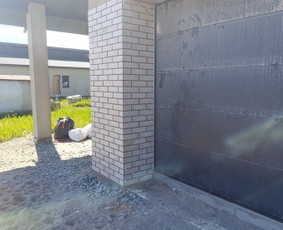 Plytelių klijavimas, vidaus apdailos darbai - Klinkerio klijavimas - 1 Klinkerio klijavimas - Plytelių klijavimas, vidaus apdailos darbai - 1