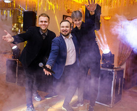 Dj, Vedėjų paslaugos ! Jūsų šventės ekspertai ! - Renginių įgarsinimas - 2 Renginių įgarsinimas - Dj, Vedėjų paslaugos ! Jūsų šventės ekspertai ! - 2