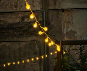 Kitos laisvalaikio paslaugos - Išsinuomok jaukų kino teatrą Vilniaus senamiestyje - 4