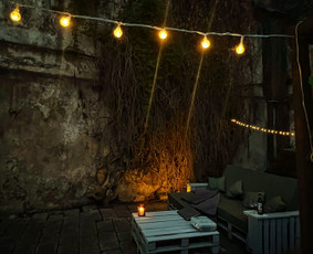 Kitos laisvalaikio paslaugos - Išsinuomok jaukų kino teatrą Vilniaus senamiestyje - 3