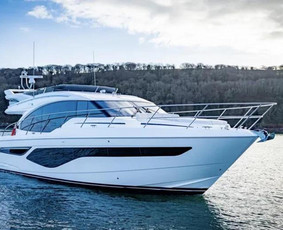 Nuomos paslaugos - Princess F55 laivo nuoma - 2