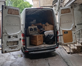 Senų baldų išvežimas - Baldu,irangos,statybiniu medziagu atvezimas-isvezimas,pervez - 2