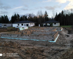 Pamatų įrengimas iš Haus ir Fibo blokelių - Pamatų šiltinimas - 2 Pamatų šiltinimas - Pamatų įrengimas iš Haus ir Fibo blokelių - 2