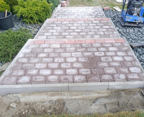 Trinkelių klojimas - Aplinkos tvarkymas, apželdinimas - 1 Aplinkos tvarkymas, apželdinimas - Trinkelių klojimas - 1