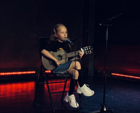 Gosolo studija - dainavimo pamokos/gitaros pamokos - Dainavimo, vokalo pamokos - 2 Dainavimo, vokalo pamokos - Gosolo studija - dainavimo pamokos/gitaros pamokos - 2