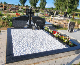 Paminklai kapams, antkapiai - Auk&scaron;čiausios kokybės paminklų gamybą - 4