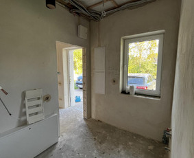 Statybos, apdaila - Tinkavimas / Tinkuojame gipsiniu tinku - 4