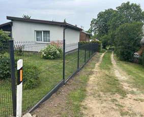 Tvorų ir vartų montavimas/demontavimas - Segmentinės tvoros - 2 Segmentinės tvoros - Tvorų ir vartų montavimas/demontavimas - 2
