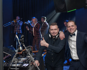 Dj Zy - patirtis, kuri skamba -emocija, kuri lieka atmintyje - DJ aparatūros nuoma - 2 DJ aparatūros nuoma - Dj Zy - patirtis, kuri skamba -emocija, kuri lieka atmintyje - 2