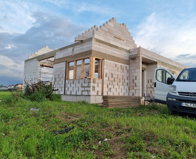 Statybos darbai - Karkasinių ir mūrinių namu statyba, stogų konstrukcijos - 1