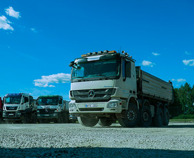 Juodžemis, smėlis, žvyras, skalda, atsijos. Nuo 1m³-18m³ - Gruntas, žemės - 4 Gruntas, žemės - Juodžemis, smėlis, žvyras, skalda, atsijos. Nuo 1m³-18m³ - 4