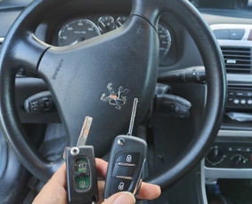 Automobilių raktų gamyba ir programavimas / Okauto_paslaugos / Darbų pavyzdys ID 4038681