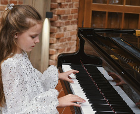 Fortepijono, Smuiko, Vokalo Pamokos / Eleny Piano Studio / Darbų pavyzdys ID 4039779