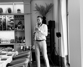 Saksofonistas Urnikis Jazz - Instrumentinė muzika renginiams - 2 Instrumentinė muzika renginiams - Saksofonistas Urnikis Jazz - 2