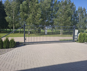 Kiemo vartų (stumdomų/varstomų) gamyba ir montavimas. - Kiemo vartai, gamyba - 3 Kiemo vartai, gamyba - Kiemo vartų (stumdomų/varstomų) gamyba ir montavimas. - 3