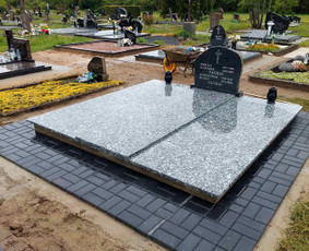 Visi kapų darbai, dengimiai.duodame ir išsimokėtinai. - Paminklai kapams, antkapiai - 3 Paminklai kapams, antkapiai - Visi kapų darbai, dengimiai.duodame ir išsimokėtinai. - 3