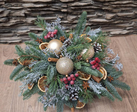 Dirbtinių gėlių kompozijos, loterijos bilietų puokštės - Floristai, gėlių salonai - 3 Floristai, gėlių salonai - Dirbtinių gėlių kompozijos, loterijos bilietų puokštės - 3