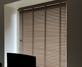Užuolaidos medinės žaliuzės – jūsų erdvei ir asmenybei / Pug Textile / Darbų pavyzdys ID 4051995