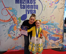 Sertifikuota vokalo mokytoja Vilniuje - Dainavimo, vokalo pamokos - 4 Dainavimo, vokalo pamokos - Sertifikuota vokalo mokytoja Vilniuje - 4