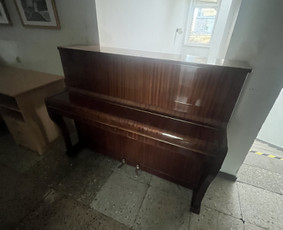 Teikiame įvairias pervežimo ir pagalbines paslaugas - Pianinų gabenimas - 1 Pianinų gabenimas - Teikiame įvairias pervežimo ir pagalbines paslaugas - 1