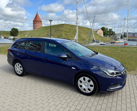 Rentseilas - automobilių nuoma - Toyota Prius nuoma - 4 Toyota Prius nuoma - Rentseilas - automobilių nuoma - 4