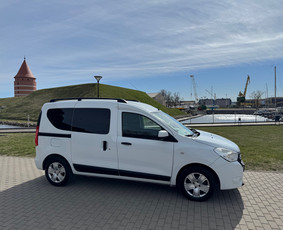 Rentseilas - automobilių nuoma - Toyota Prius nuoma - 2 Toyota Prius nuoma - Rentseilas - automobilių nuoma - 2