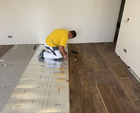 Glaistymas,dažymas,tapetavimas. - Sienų glaistymas - 1 Sienų glaistymas - Glaistymas,dažymas,tapetavimas. - 1