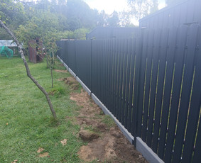 Montuojam segmentines ir metaliniu tvoralenčių tvoras / Arvydas / Darbų pavyzdys ID 4059323