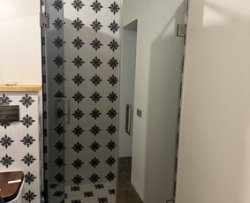 Berėmio stiklo gamyba ,dušo kabinu montavimas, demontavimas. / Danielius / Darbų pavyzdys ID 4058885